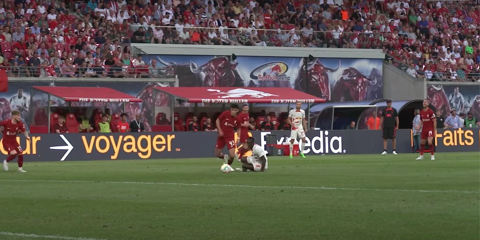(Video) Jordan Henderson’s vocal leadership captured as Darwin Nunez scores his third goal against RB Leipzig