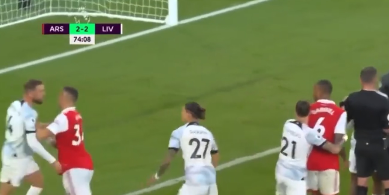 (Video) Xhaka shoves fuming Henderson as Gabriel squares up to Liverpool skipper