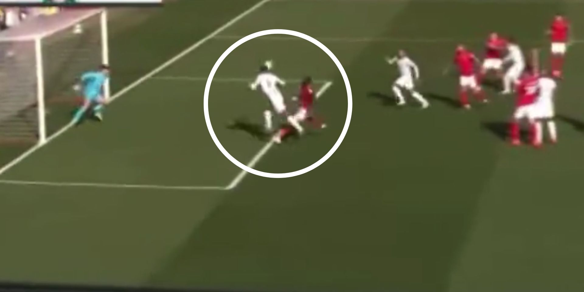 (Video) Van Dijk passes on free header goal opportunity six yards away in favour of finding Firmino