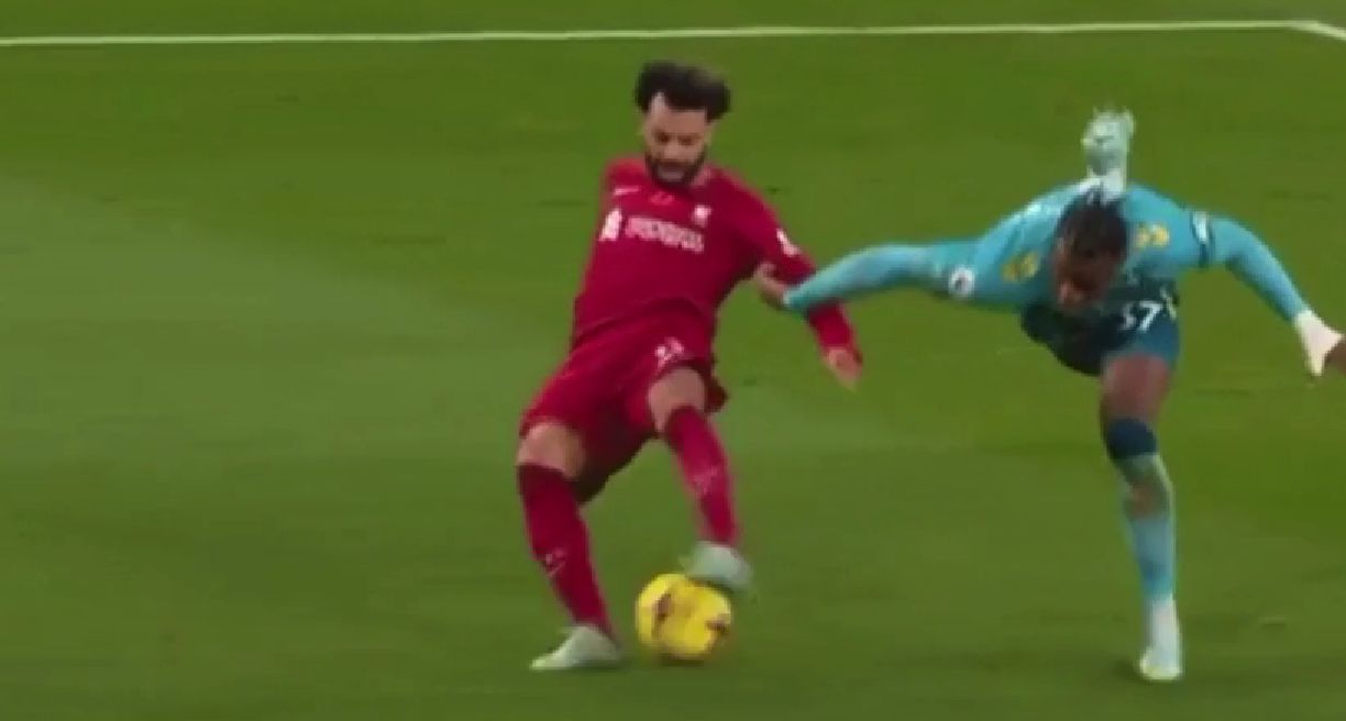 (Video) Mo Salah moment during Southampton win proves Klopp right & made FA look stupid