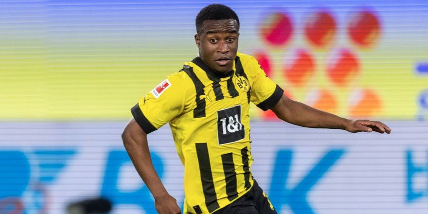 Dortmund ‘facing battle’ to keep hold of 18-year-old talent who Liverpool are ‘watching closely’ – Graeme Bailey
