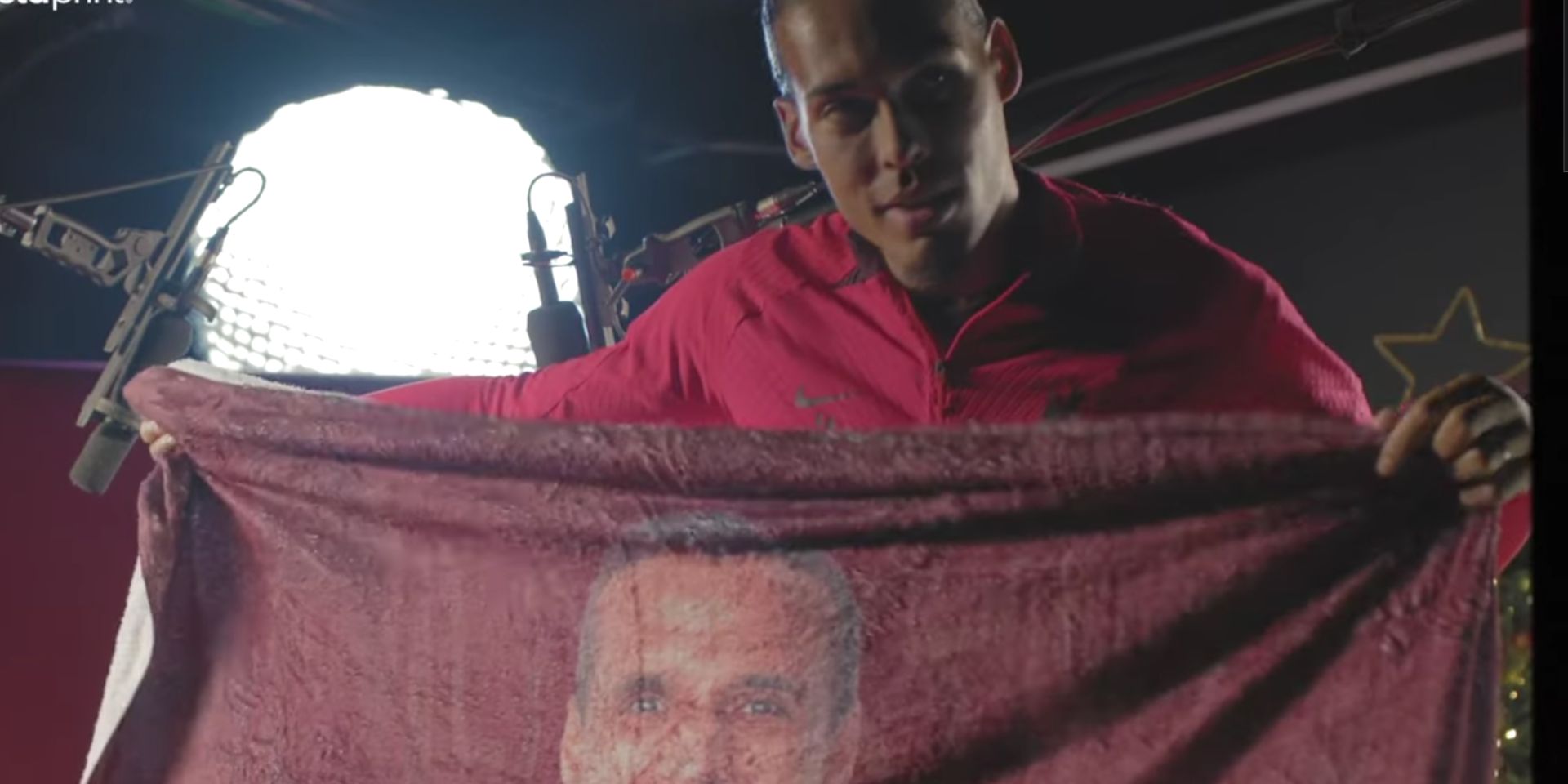 (Video) “This is a dream come true” – van Dijk on receiving a giant Joel Matip blanket