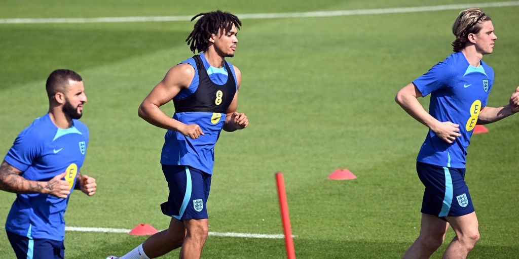 Merson makes AlexanderArnold claim ahead of England's WC opener