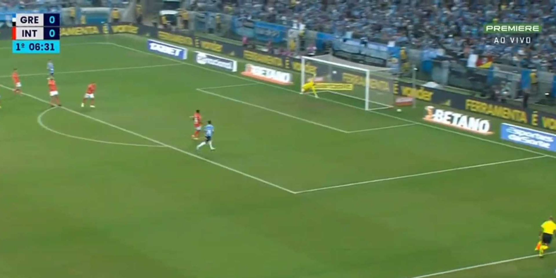 Luis Suarez scored Gremio's game-winning goal in his farewell for