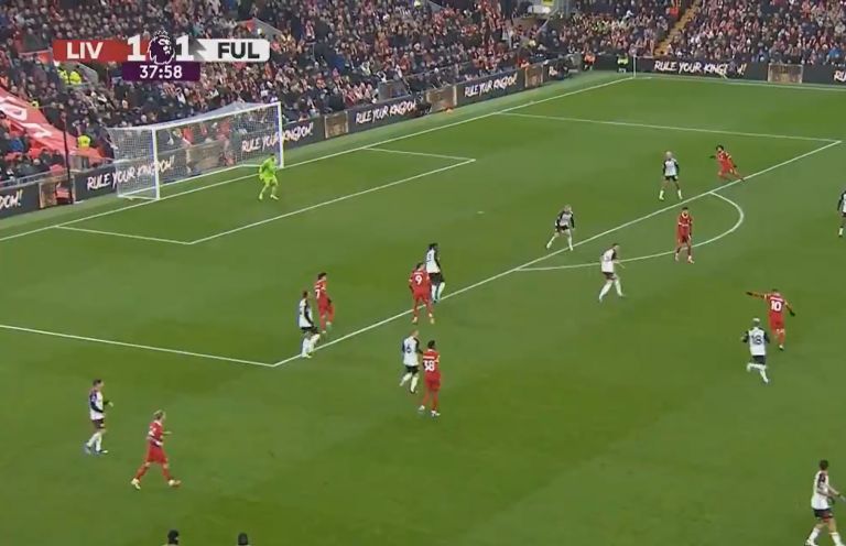 (Video) Mac Allister scores first Liverpool goal with long-distance ...