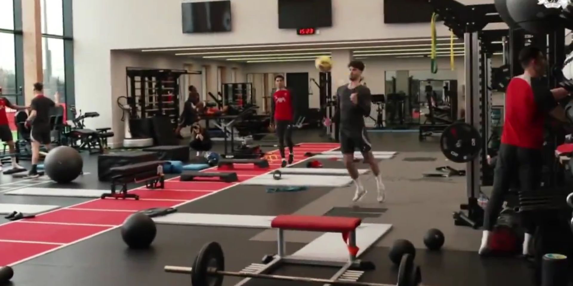 (Video) Salah hillariously tells Szoboszlai and Diaz off for playing football in the gym