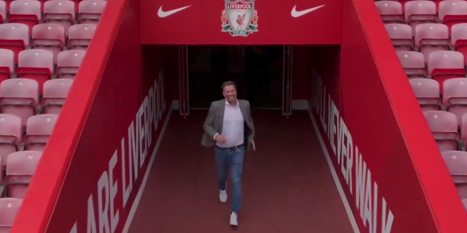 (Video) What Jurgen Klopp did with LFC staff at Anfield explains solo pitch walk