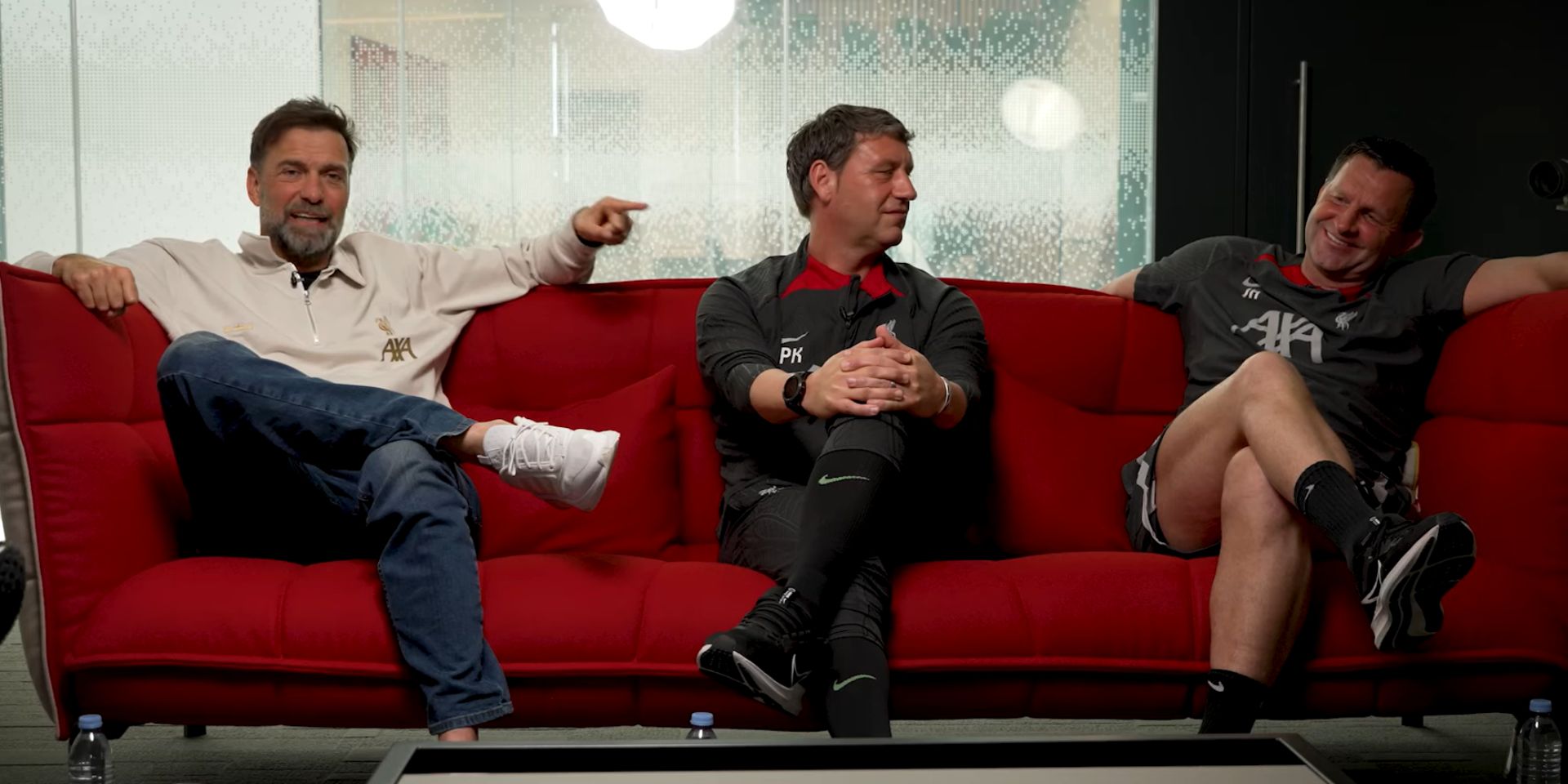 (Video) Klopp’s savage comment about his coach’s book will have Liverpool fans in stitches