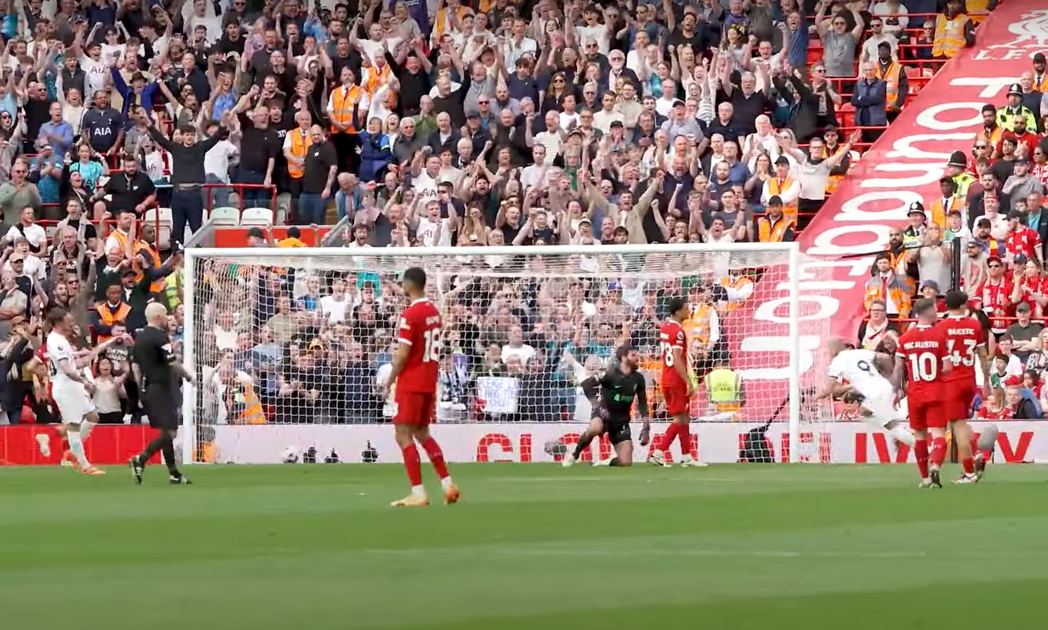 (Video) New footage captures Liverpool player raging at his teammates during 4-2 win v Spurs