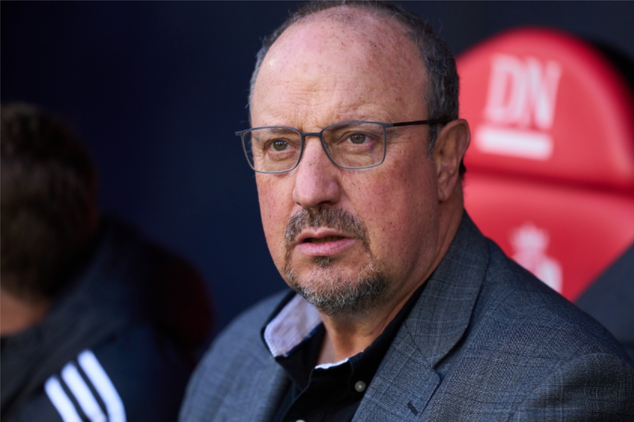 ‘That is the key…’ – Rafa Benitez outlines what Slot must do in order to succeed at Liverpool