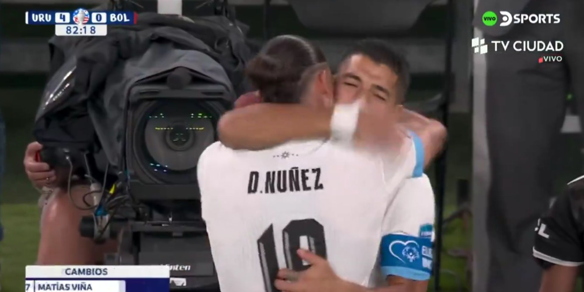 (Video) Nunez and Suarez share beautiful moment for Uruguay that Liverpool fans will love