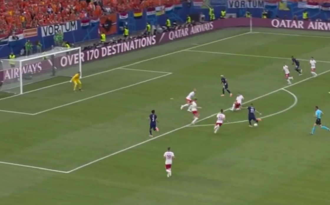 (Video) Cody Gakpo cancels out Buksa goal with long-range Netherlands belter