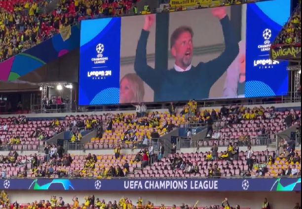 (Video) Watch how fans reacted as Klopp appears on big Wembley screen for Dortmund UCL final