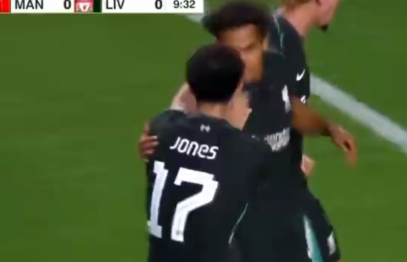 (Video) What Jones was spotted doing immediately after Carvalho goal vs Man United