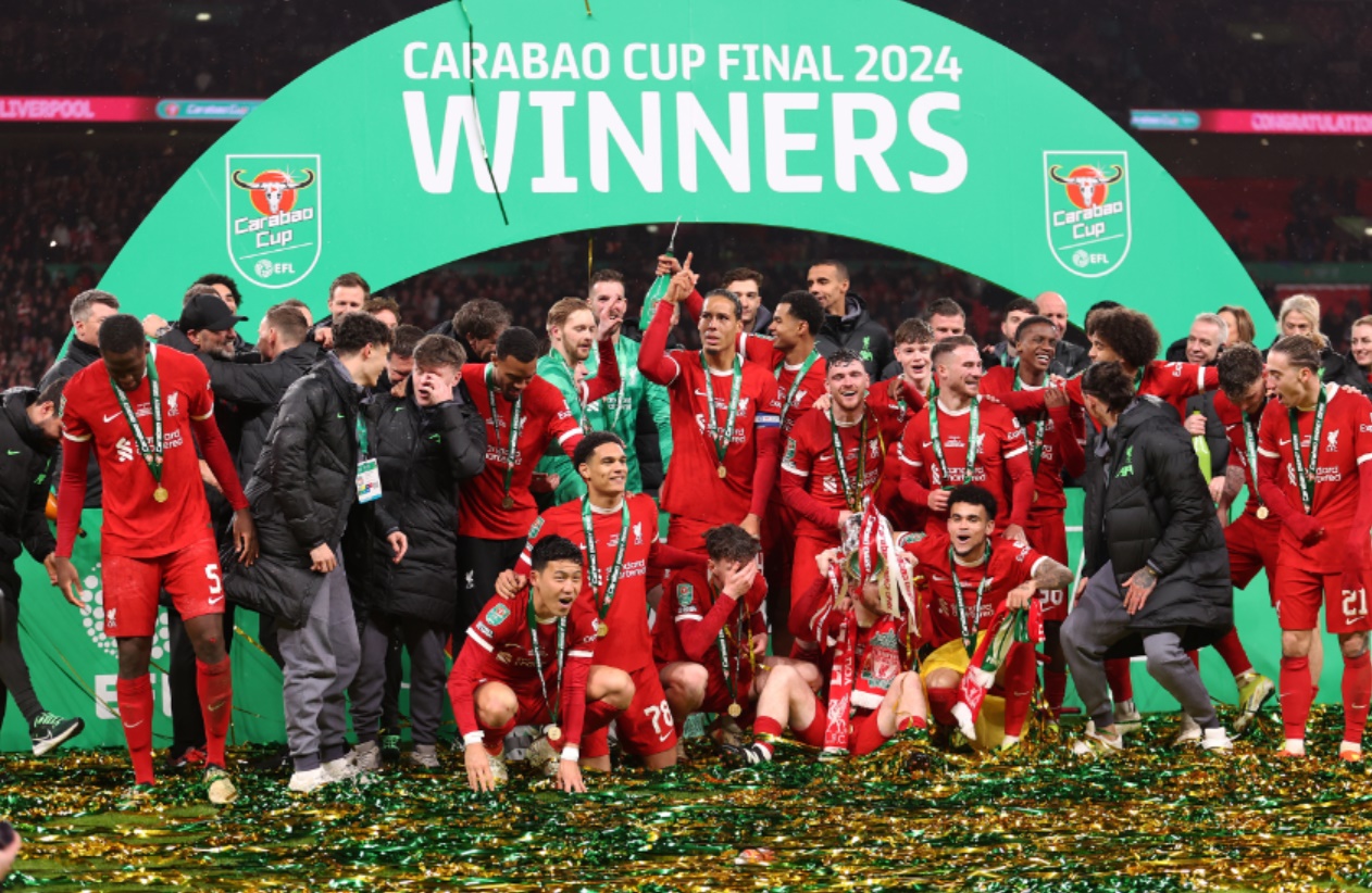 Liverpool celebrate winning the Carabao Cup final against Chelsea in 2024