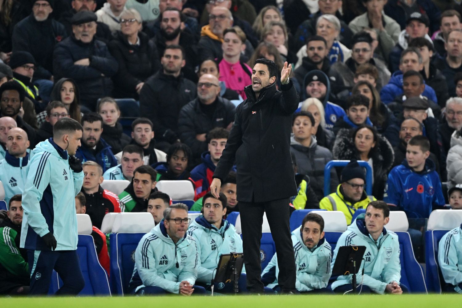 Arteta complains as Arsenal manager against Chelsea