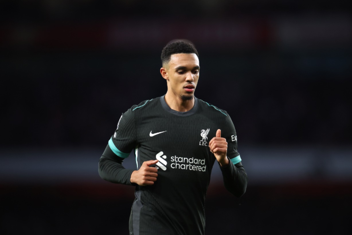 Carlo Ancelotti wouldn't be drawn on questions regarding rumours involving Trent Alexander-Arnold and Real Madrid