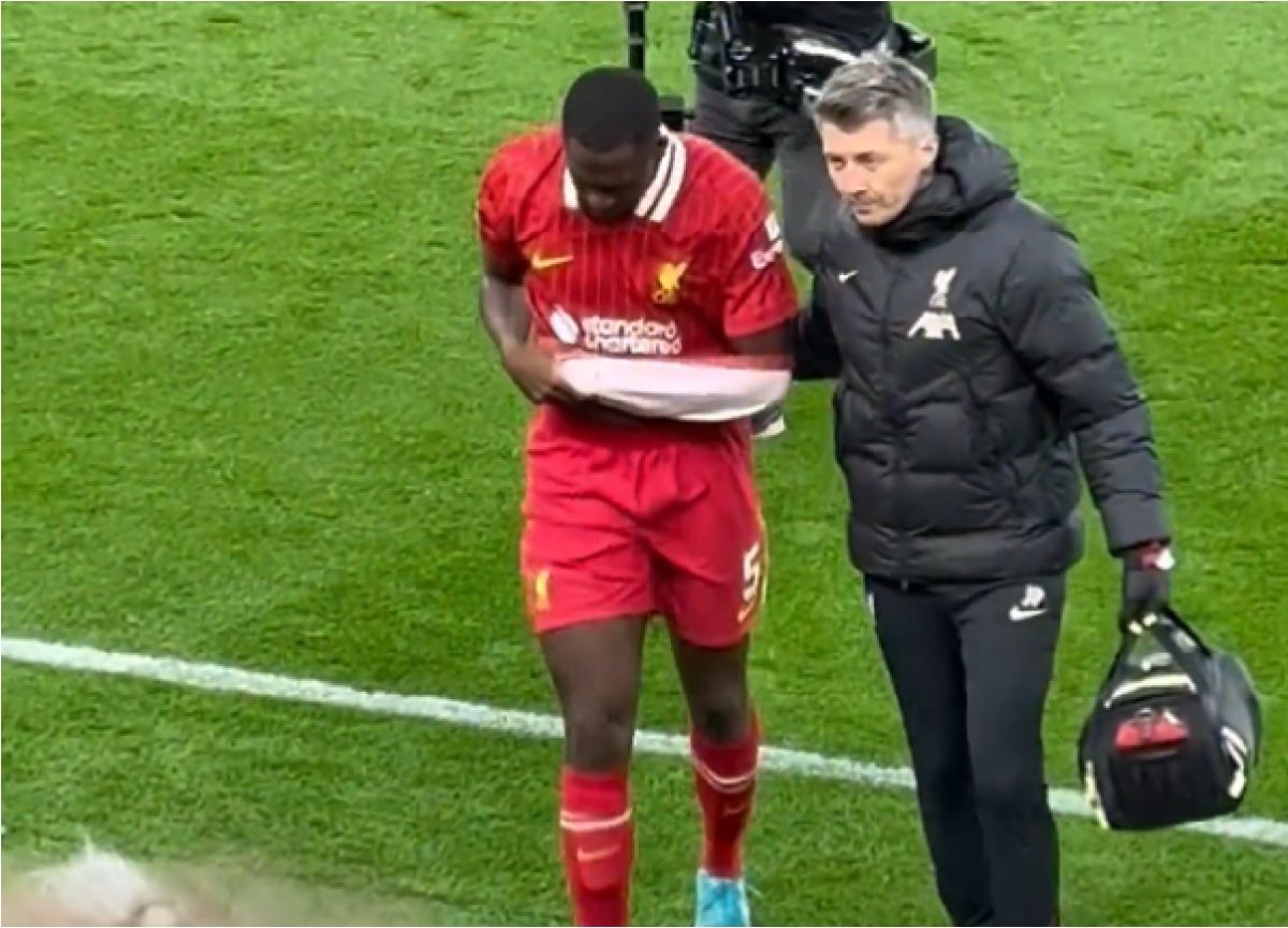 (Video) Konate looked in real distress as Liverpool dealt further