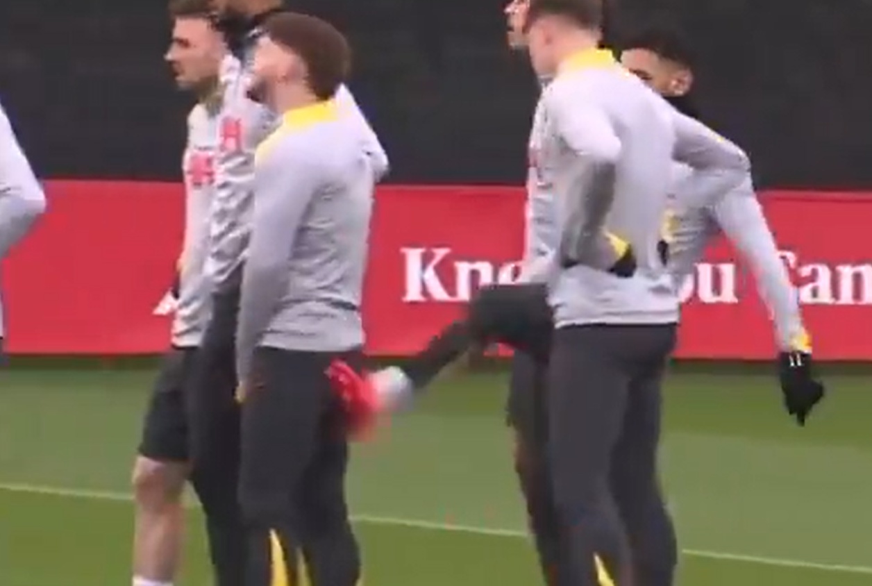 Mo Salah gives Harvey Elliott a kick in Liverpool training