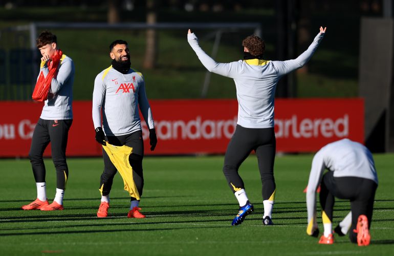 SALAH ≫ people's Mohamed Salah 2024-25 Panini Select EPL Blue Pulsar Prizm