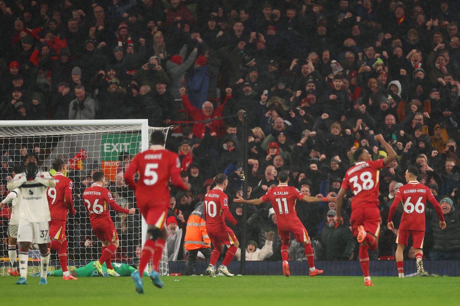 Mo Salah scores against Manchester United