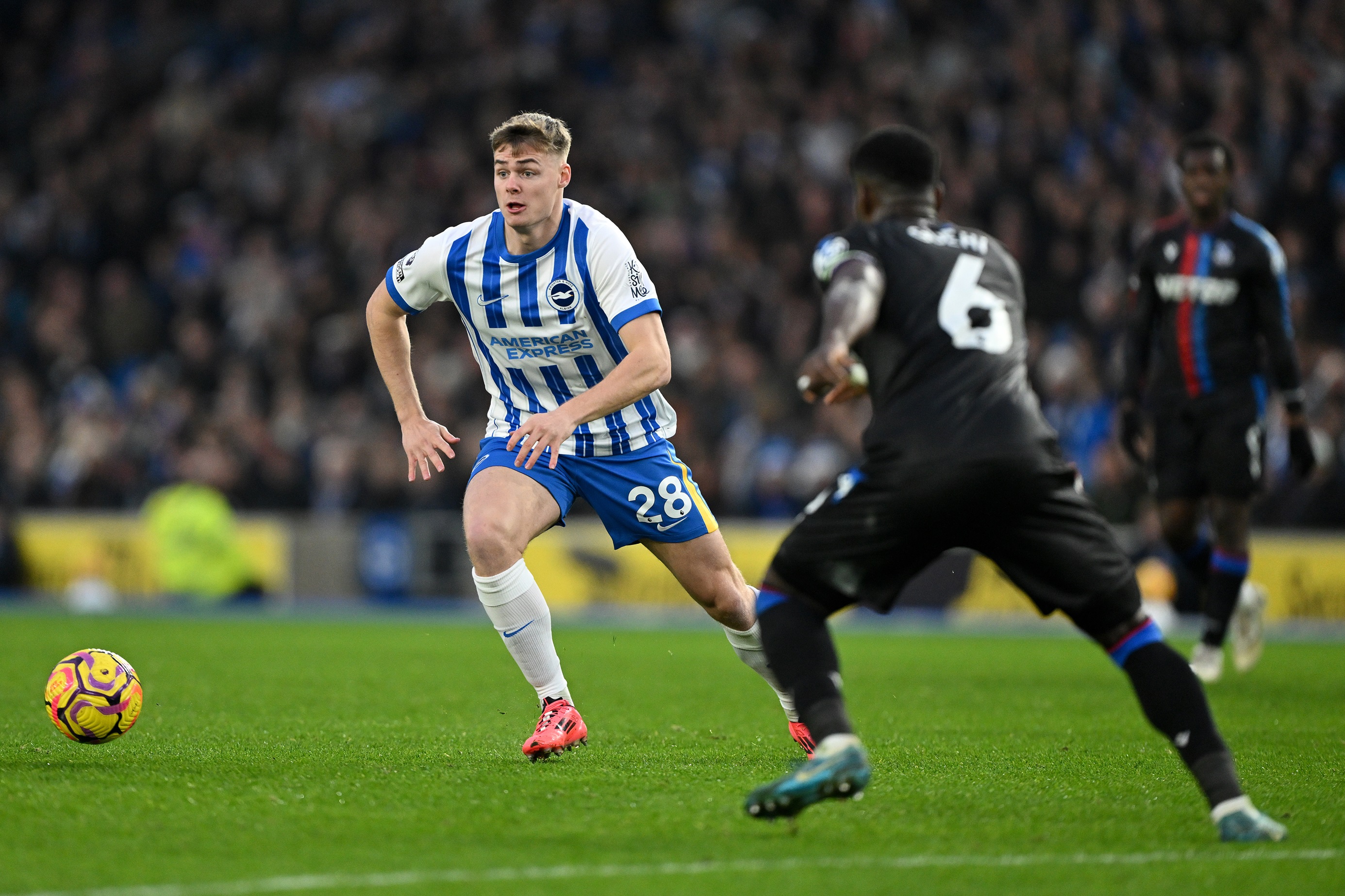 Evan Ferguson dribbles with the ball against Crystal Palace.