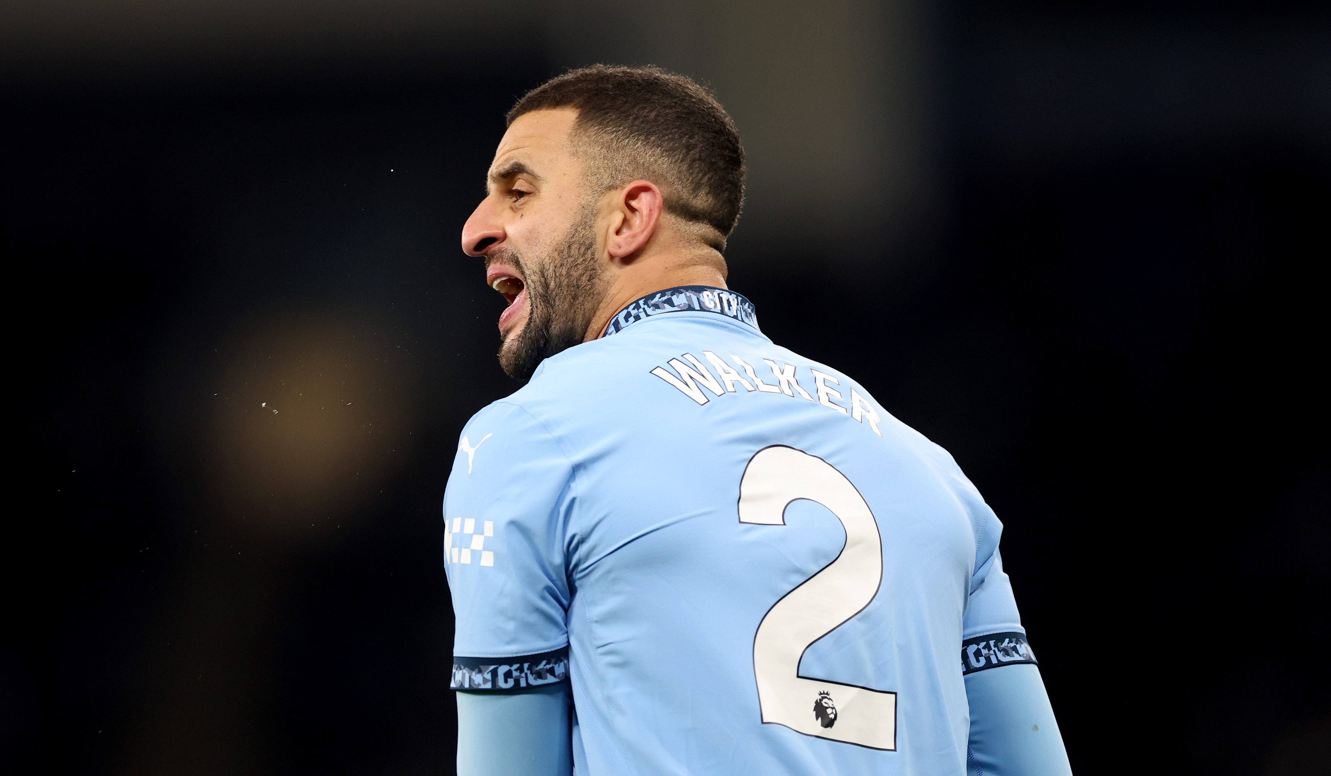 Dean Saunders has urged Liverpool to swoop for wantaway Man City defender Kyle Walker