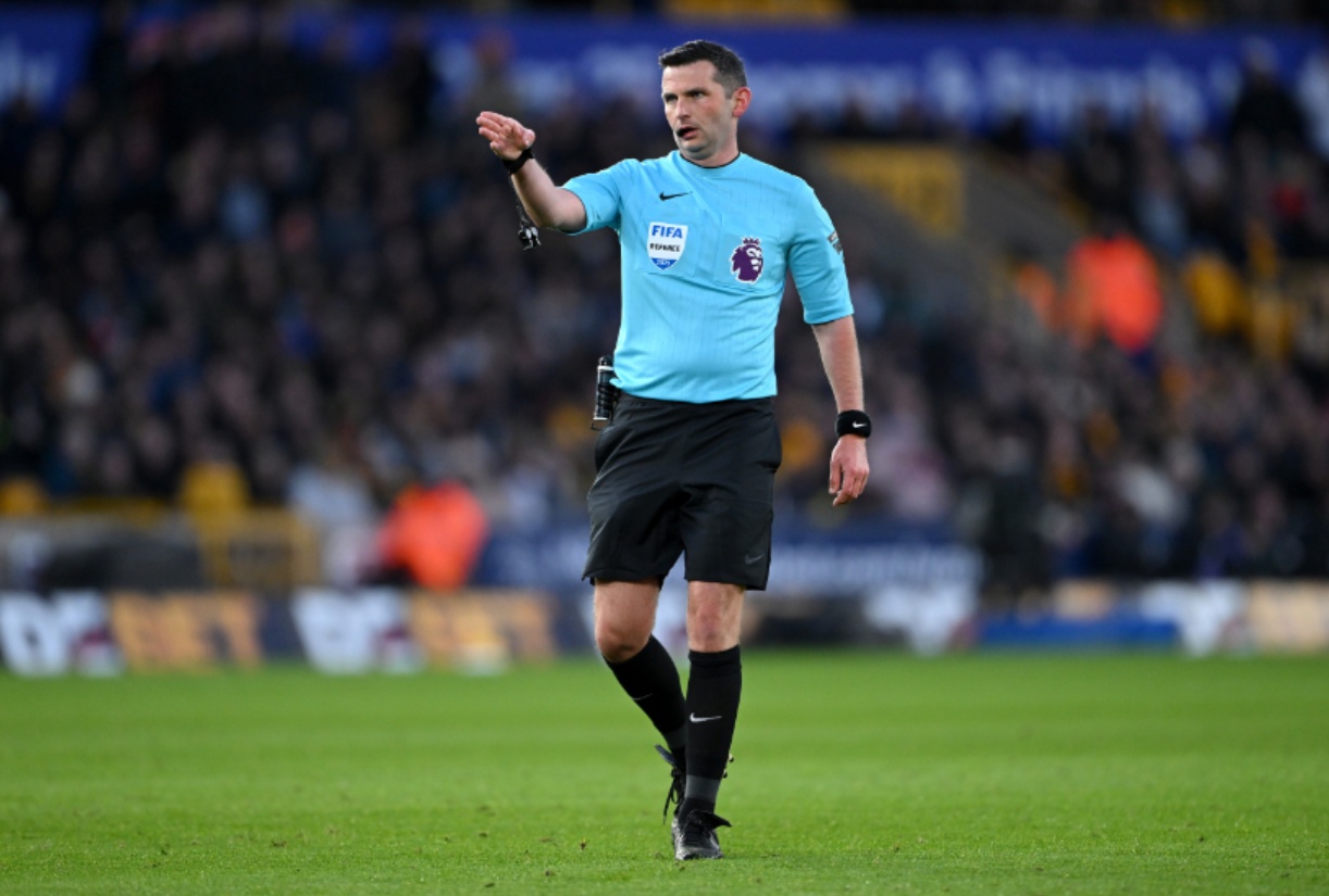 Michael Oliver will take charge of the upcoming Merseyside derby at Goodison Park