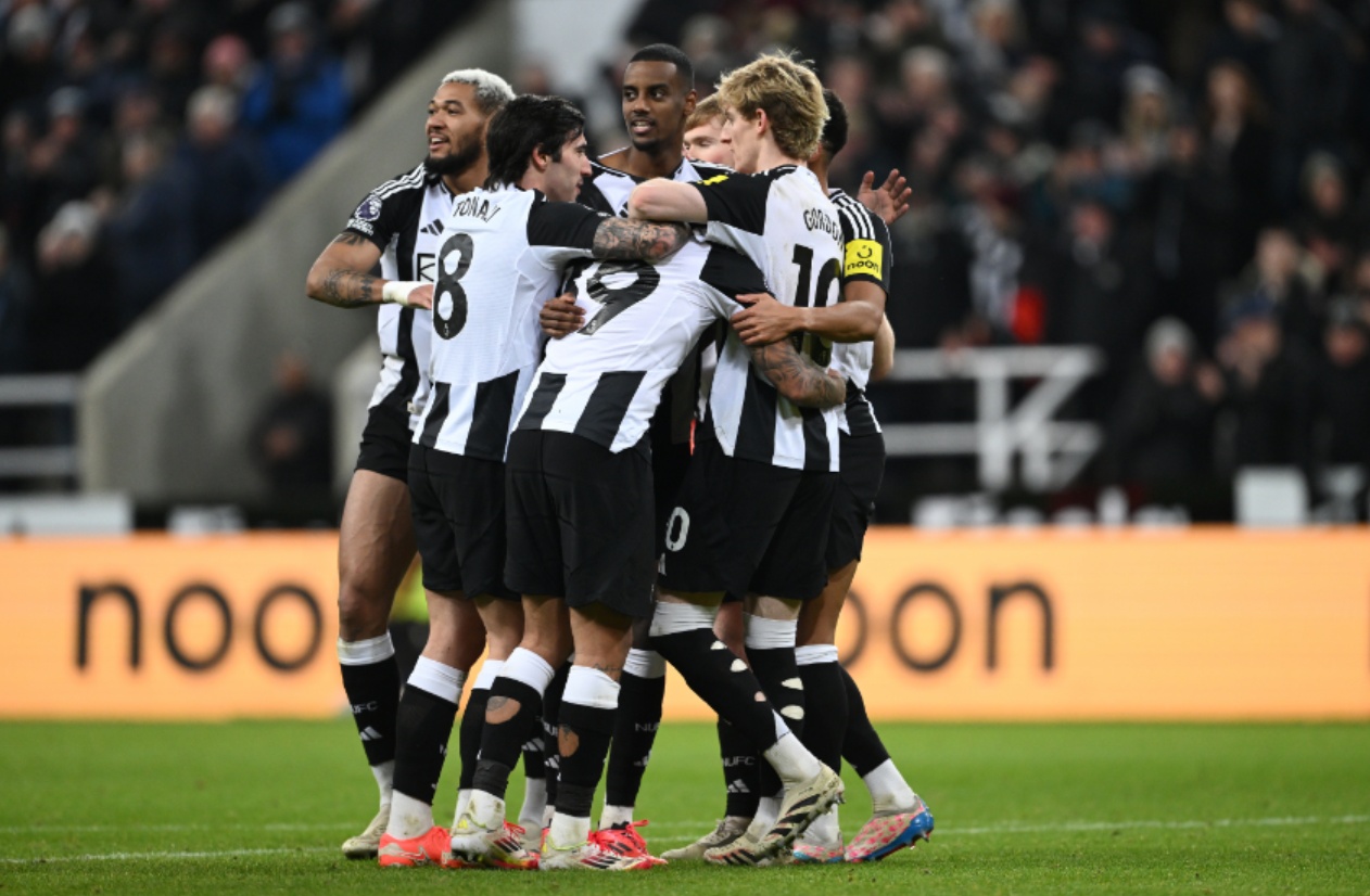 Alan Shearer isn't ruling Newcastle out of the Premier League title race