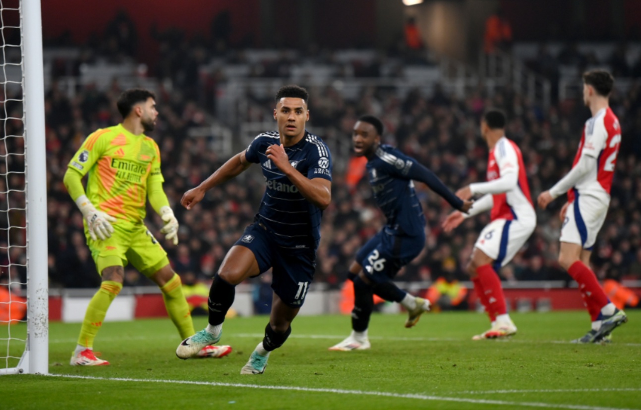 Ollie Watkins equalises for Aston Villa away to Arsenal