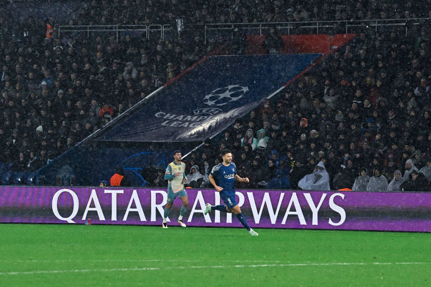 PSG play at home in the Champions League