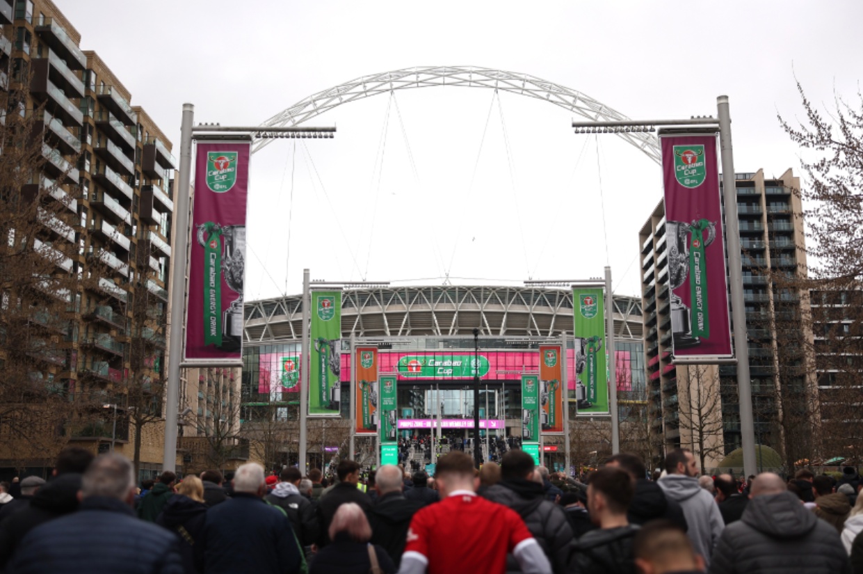Liverpool and Newcastle fans face a number of ticketing issues for the Carabao Cup final