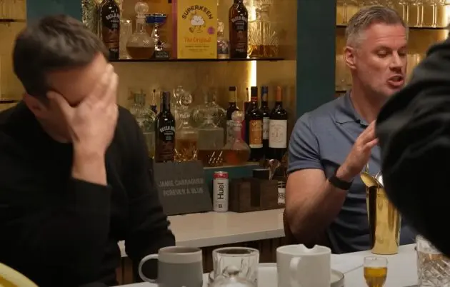 Gary Neville and Jamie Carragher disagreed over the ongoing Liverpool contract saga