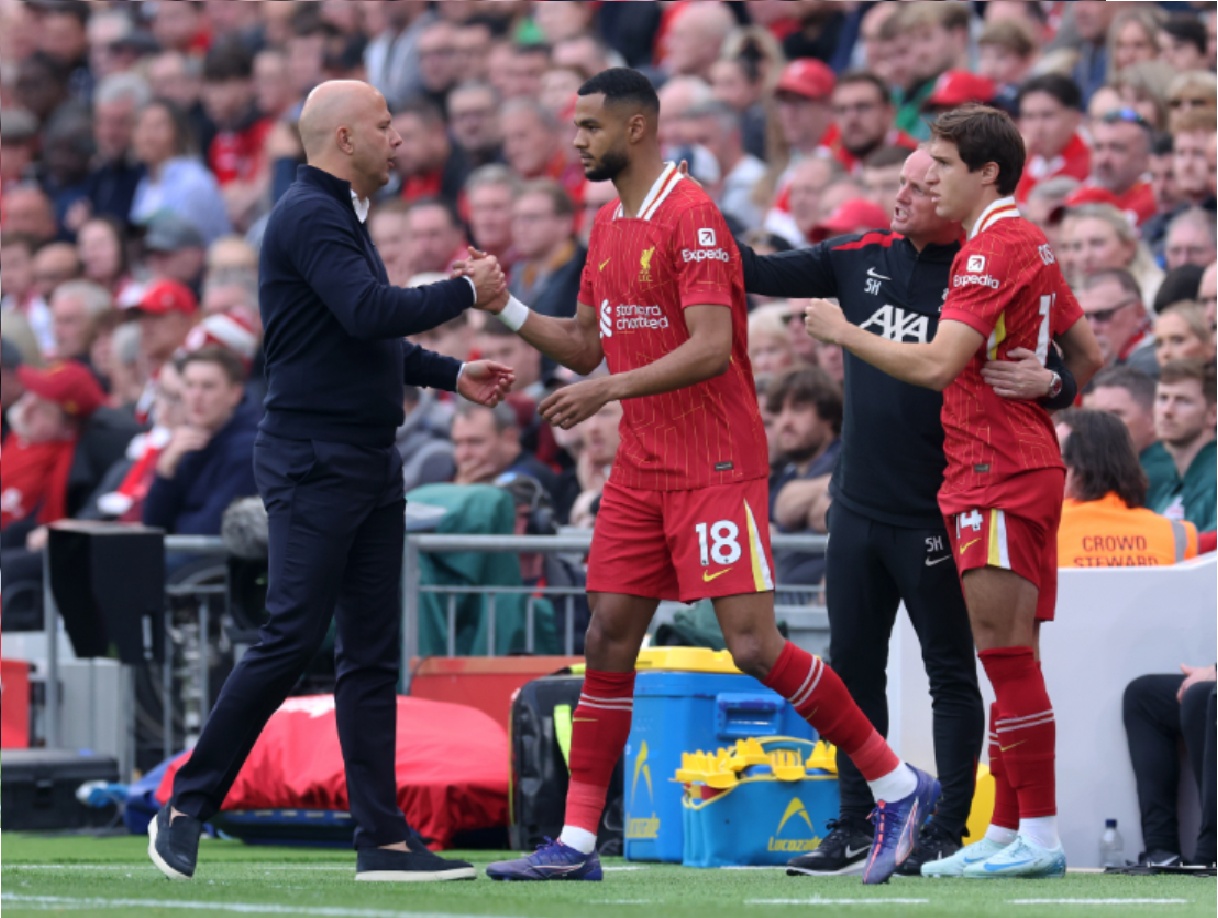 Arne Slot confirmed that Cody Gakpo will be in the Liverpool squad to face PSG