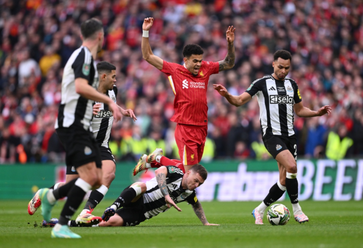 Kieran Trippier was criticised for a 'dangerous' foul on Luis Diaz in the Carabao Cup final