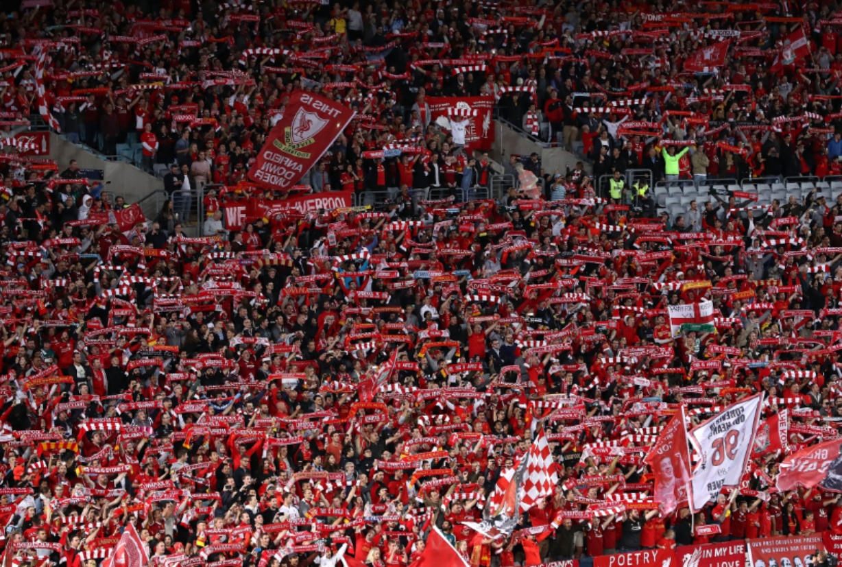 Liverpool fans in Sydney sing 'You'll Never Walk Alone' prior to a match in 2017