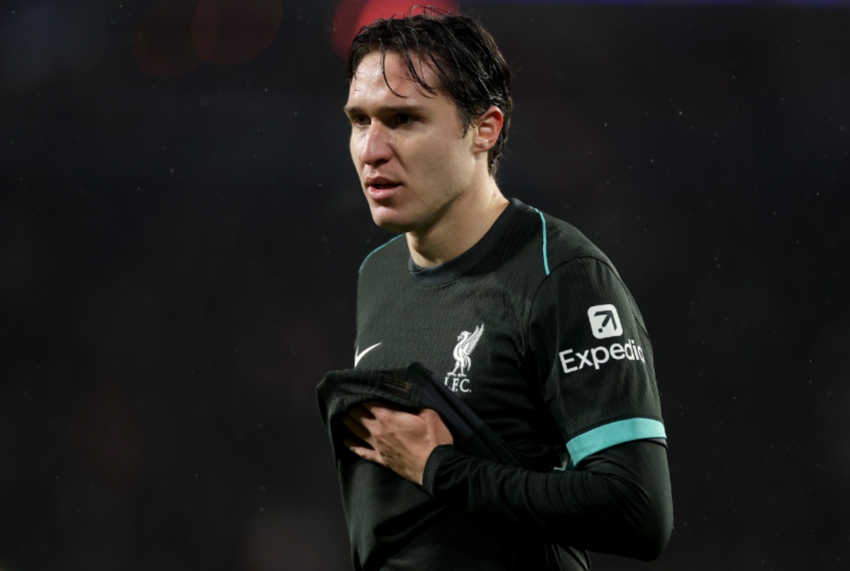 Paul Scholes is expecting Federico Chiesa to leave Liverpool this summer
