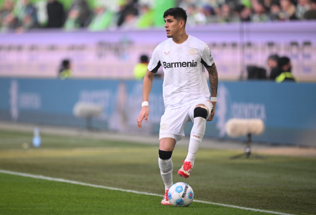 Bayer Leverkusen may be forced to sell Liverpool-linked defender Piero Hincapie in the summer