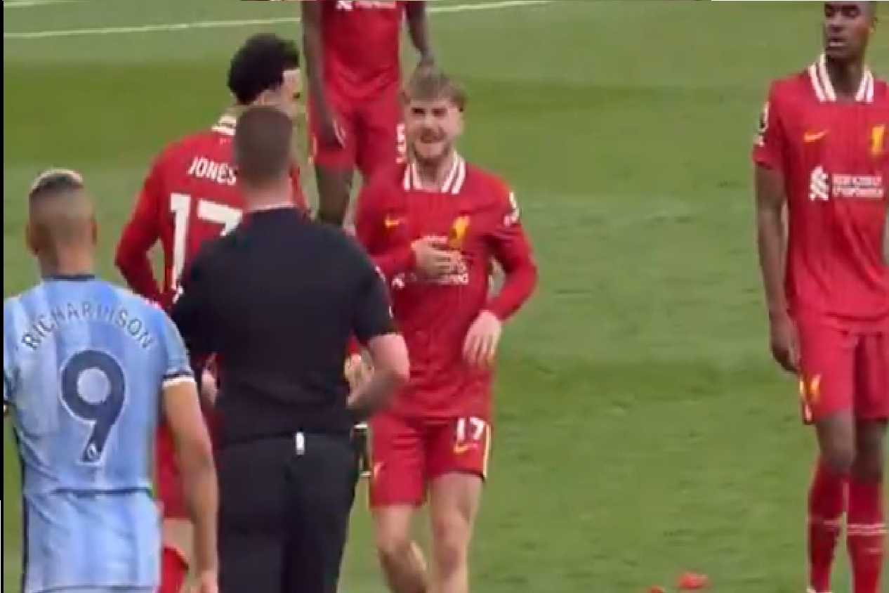 (Video) Szoboszlai and Slot reactions to Richarlison’s tiff with Elliott were simply priceless