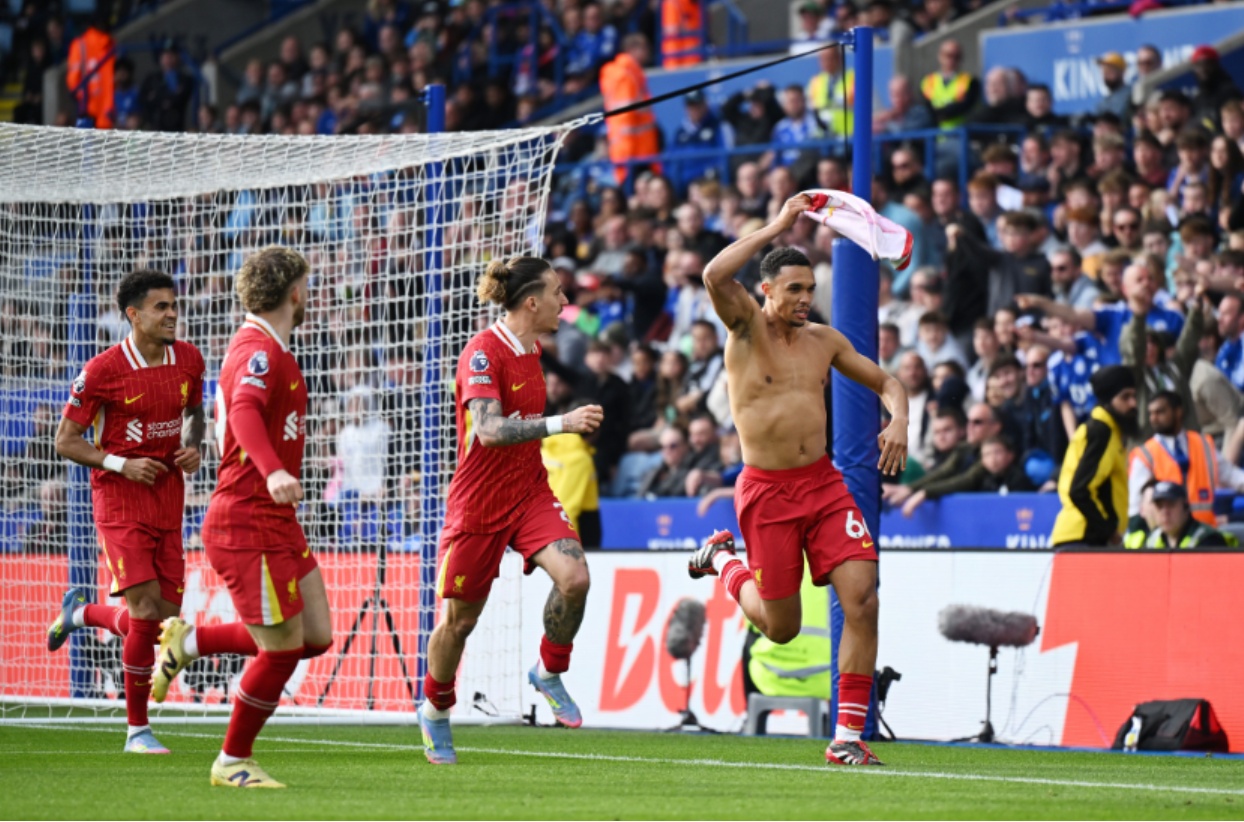 Trent Alexander-Arnold celebrates his late winner against Leicester