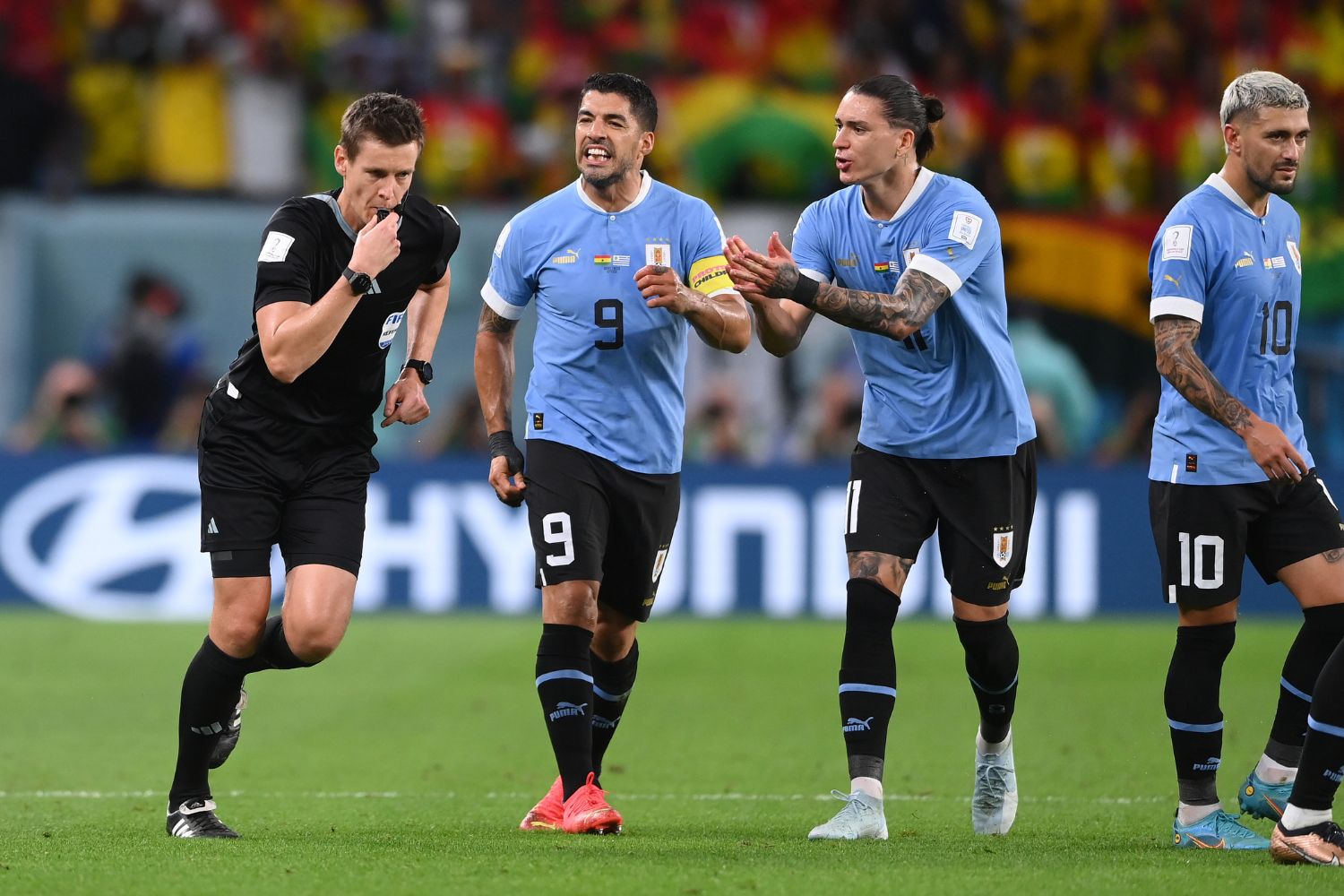 Darwin Nunez playing for Uruguay