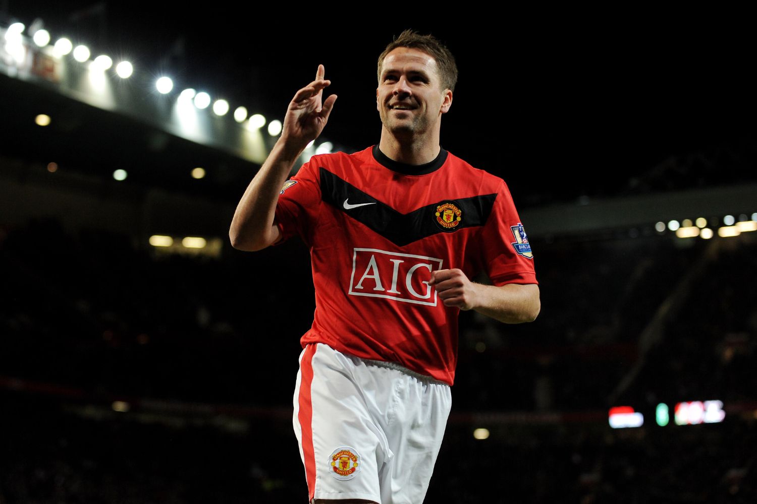 Michael Owen playing for Manchester United