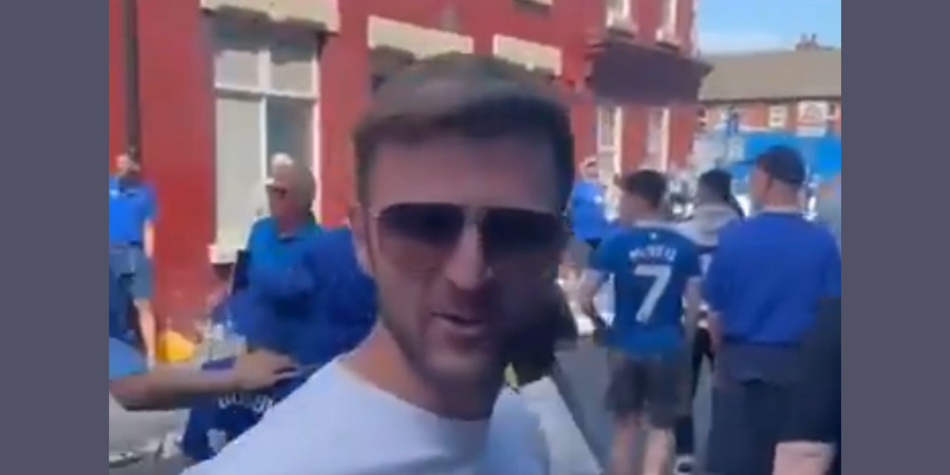 Liverpool fans get last laugh during Goodison Park’s emotional farewell