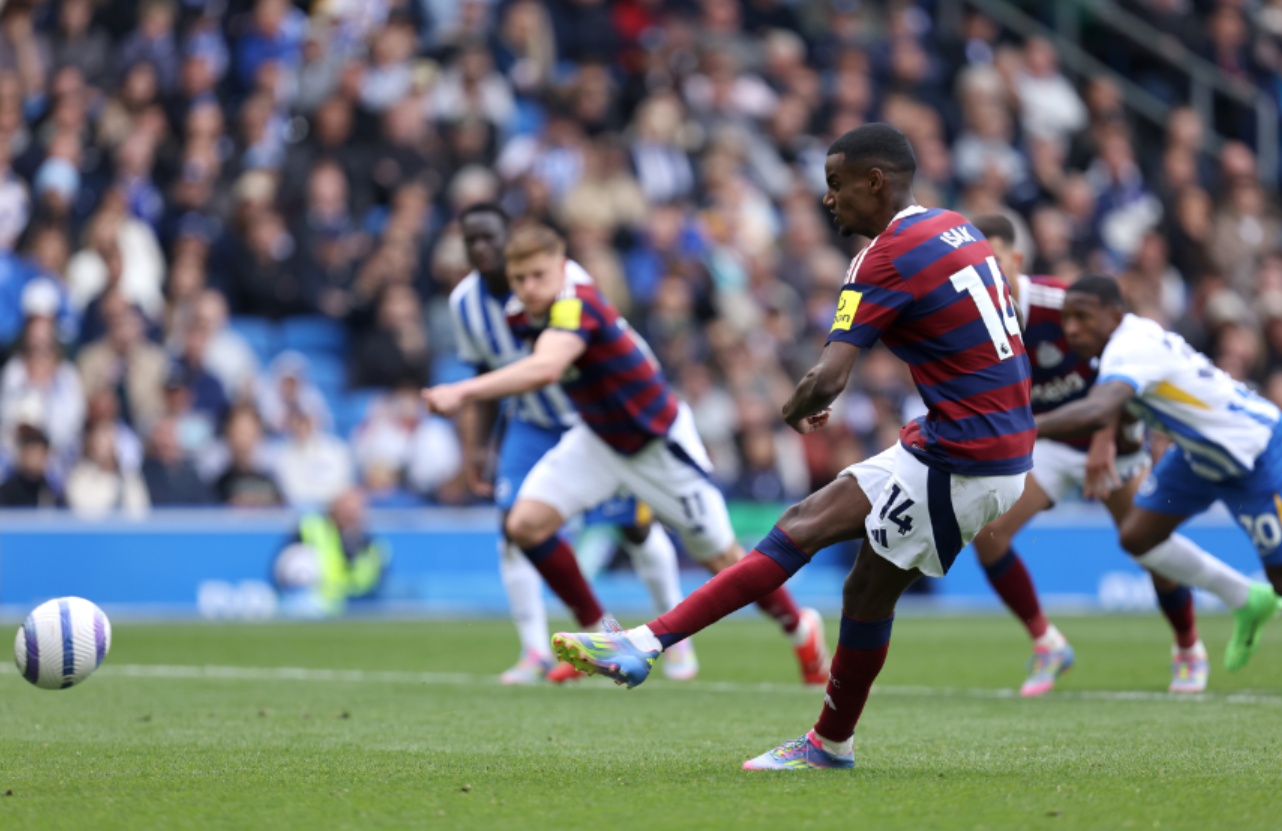 Alexander Isak would be 'intrigued' by the possibility of signing for Liverpool