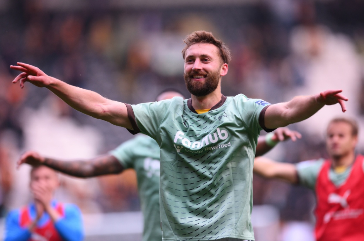Derby manager John Eustace has said that he'd love to sign Nat Phillips permanently