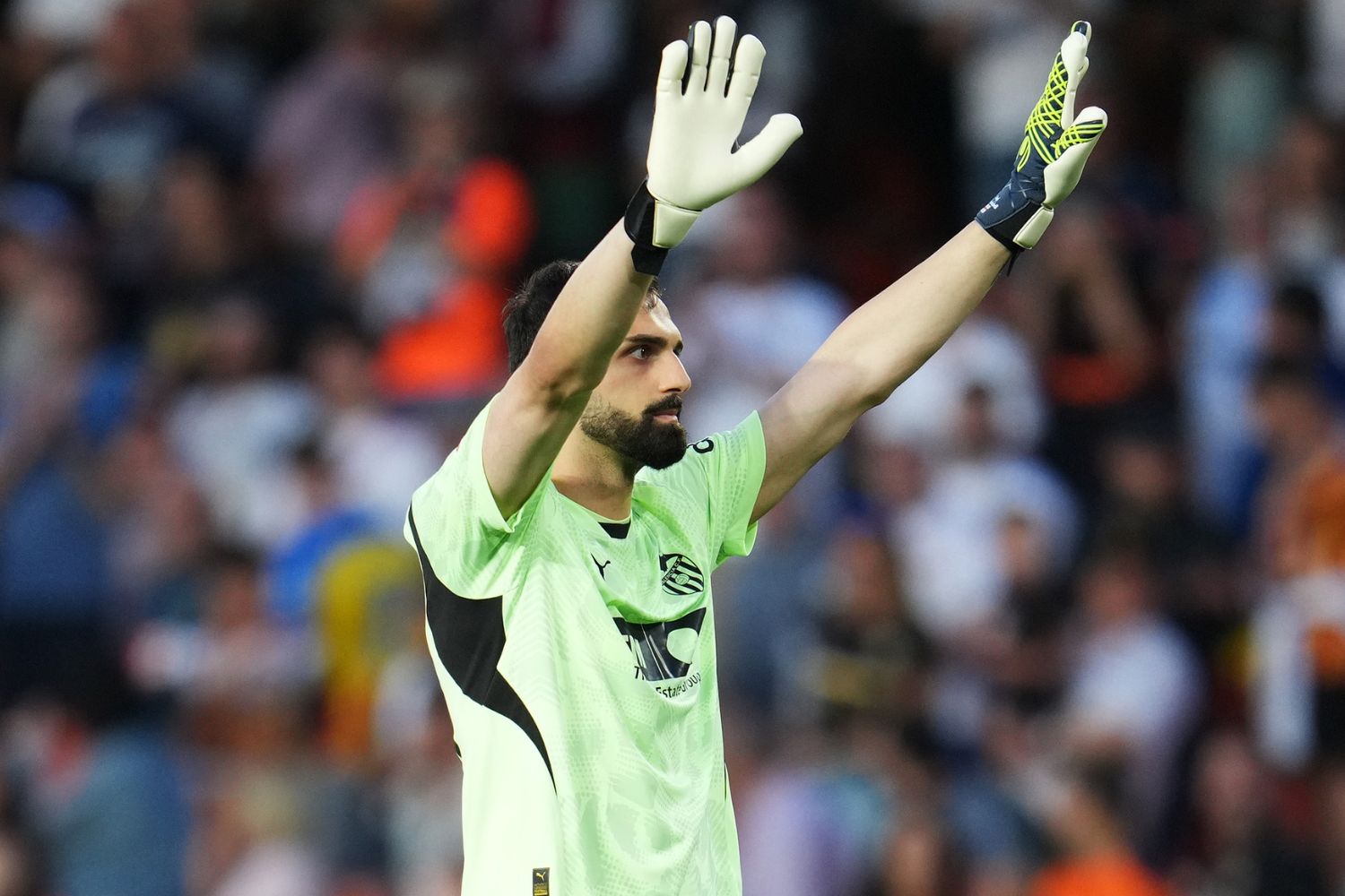 Giorgi Mamardashvili says farewell to Valencia