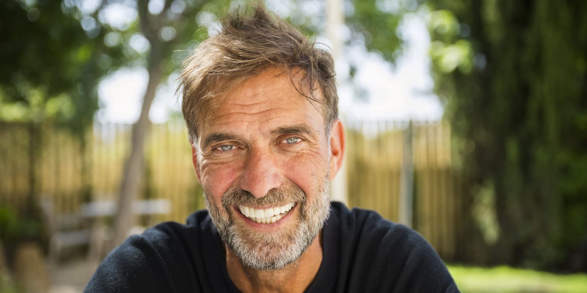 Jurgen Klopp speaks with WELT