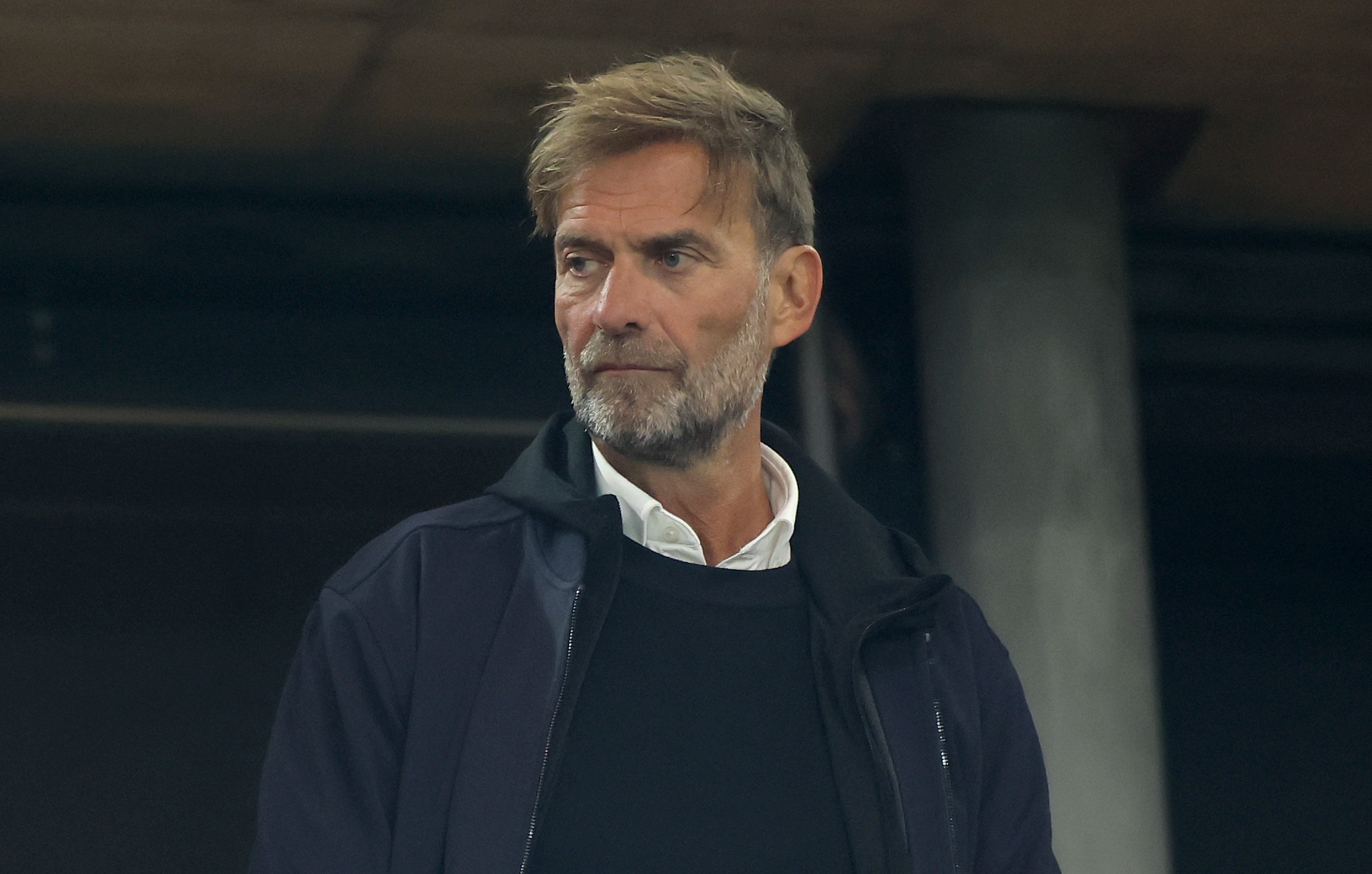 Jurgen Klopp looks on during DFB Pokal game.