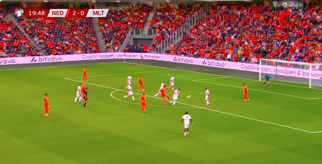 (Video) Virgil van Dijk nets absolute stunner for Netherlands