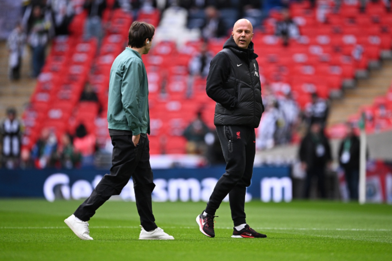 Arne Slot has reportedly given the green light for Federico Chiesa to leave Liverpool this summer